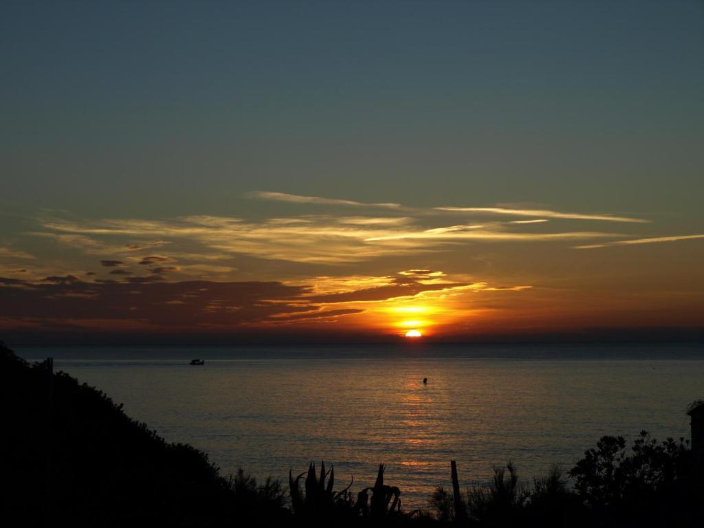 Hotel La Caravelle Frejus Luaran gambar