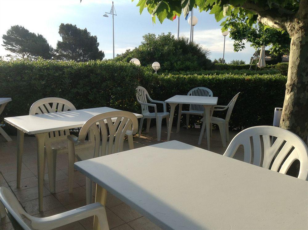 Hotel La Caravelle Frejus Luaran gambar